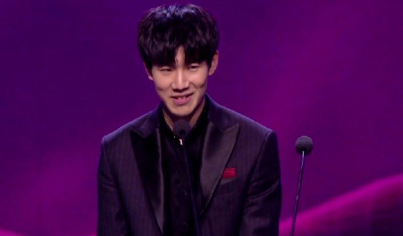 电竞消极比赛屡见不鲜，原来LOL还有这么出名的一幕