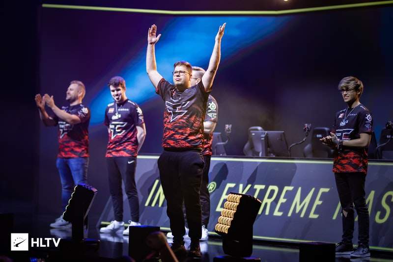 Team Spirit 主宰 aurora 晋级 IEM Cologne 2025 季后赛