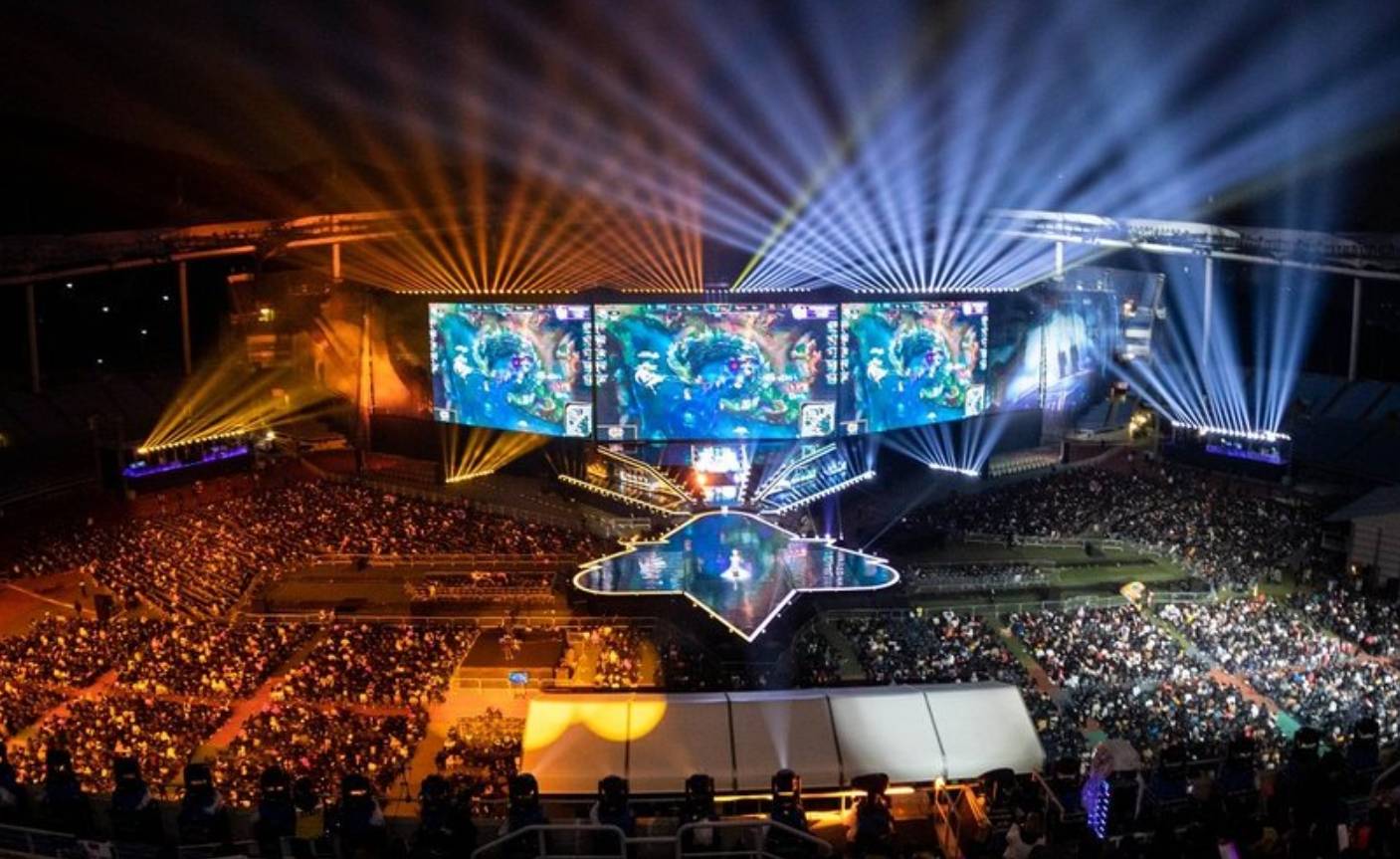 2022LPL夏季赛战队海报，看看你最支持哪支队伍？