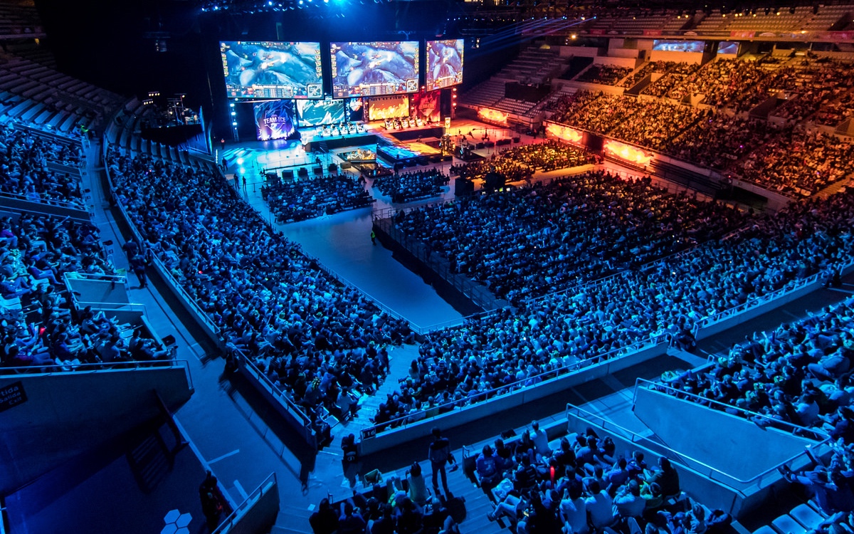 昨晚，LCS赛区的FlyQuest战队官宣前LSB下路选手Prince加入队伍